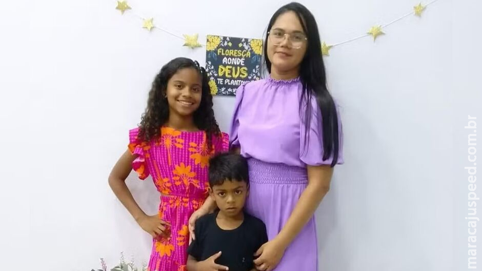 Mãe que perdeu dois filhos após comerem ovo de Páscoa envenenado não desconfiou do chocolate Mãe que perdeu dois filhos após comerem ovo de Páscoa envenenado não desconfiou do chocolate