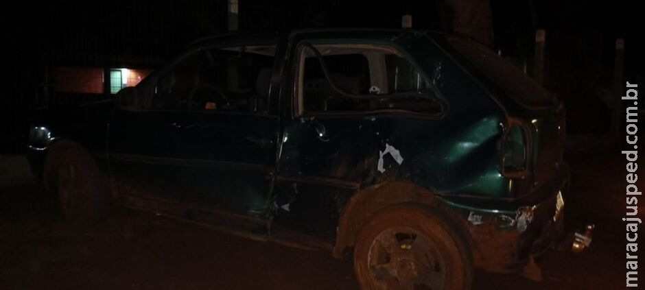 Motorista foge após provocar acidente e deixar dois feridos em Dourados Motorista foge após provocar acidente e deixar dois feridos em Dourados