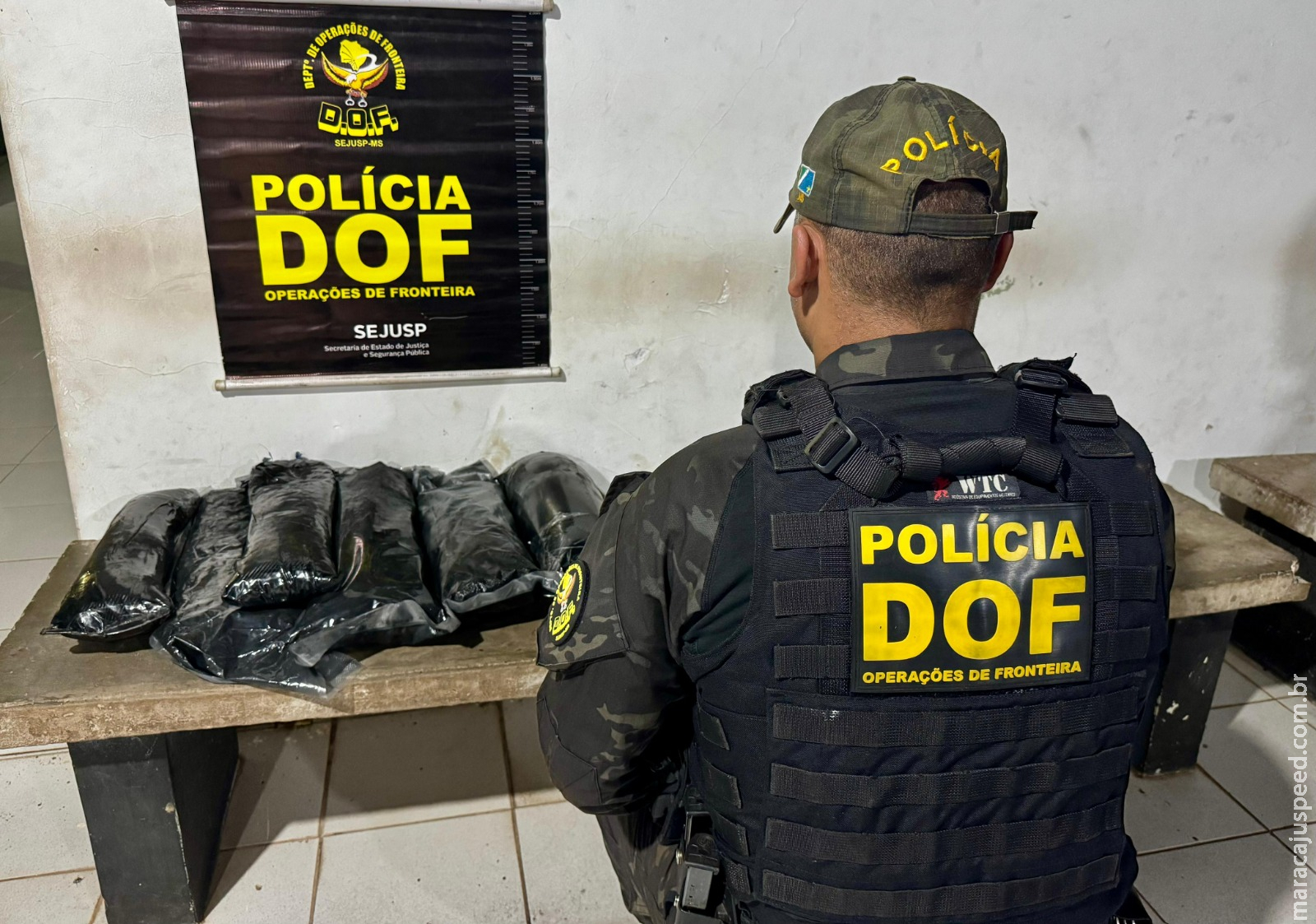 Mulher que seguia com drogas para São Paulo é presa pelo DOF em Corumbá Mulher que seguia com drogas para São Paulo é presa pelo DOF em Corumbá