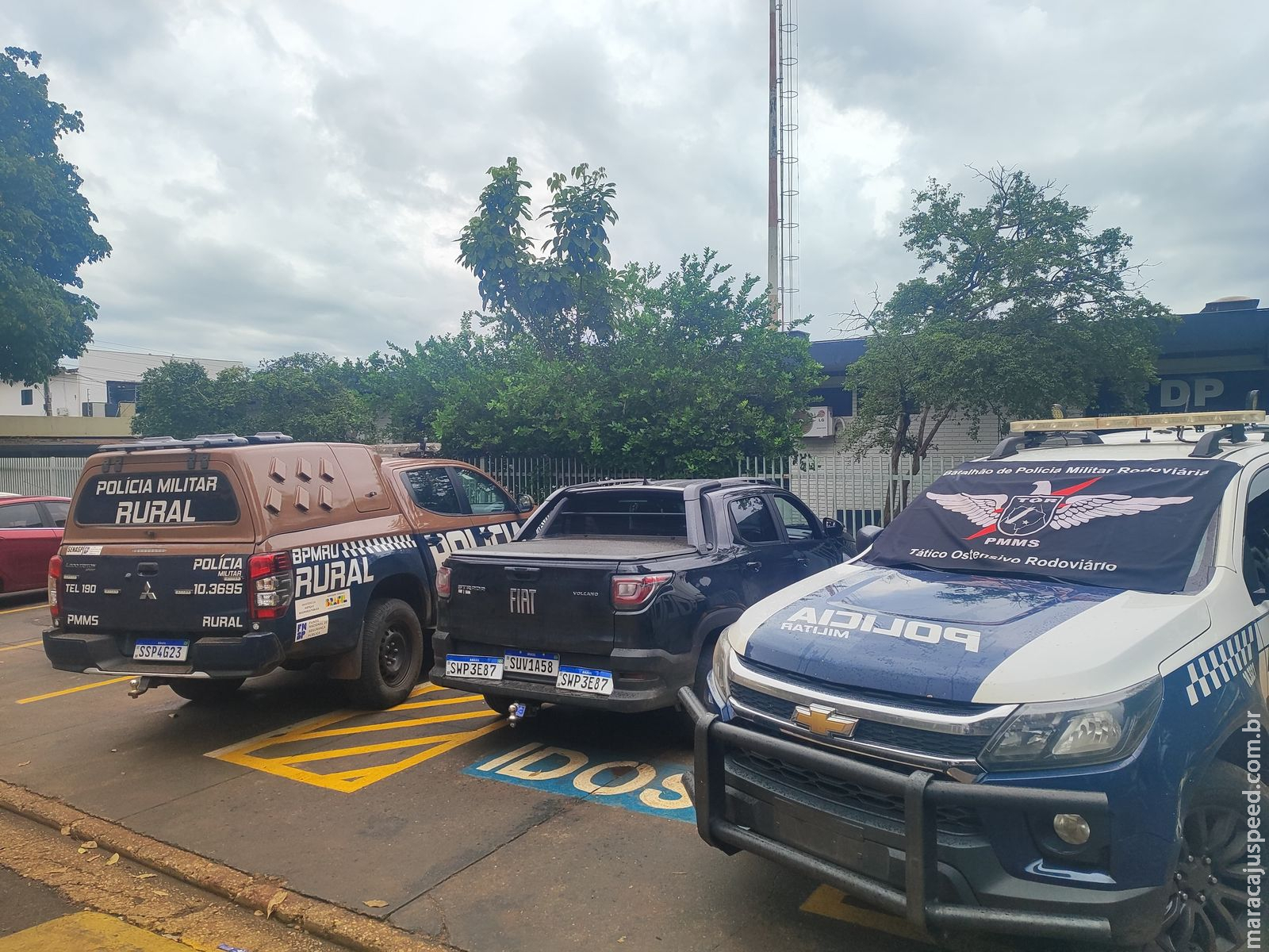 Polícia Militar Rodoviária prende homem por receptação e recupera veículo em Dourados. Polícia Militar Rodoviária prende homem por receptação e recupera veículo em Dourados.