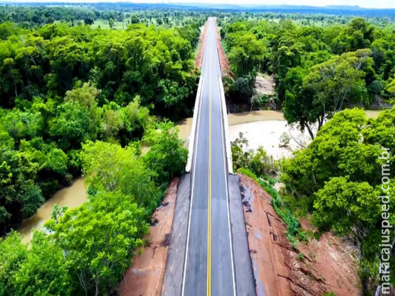 Restaurada há 4 meses, alagamento danificou estrutura da BR-267 Restaurada há 4 meses, alagamento danificou estrutura da BR-267