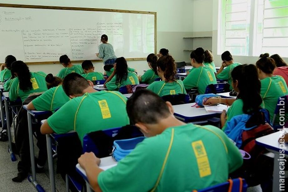 Surto de gripe leva MS a impor distanciamento e até uso de máscara em escolas públicas Surto de gripe leva MS a impor distanciamento e até uso de máscara em escolas públicas