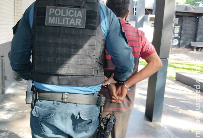 Acusado de esfaquear jovem é preso e diz que foi ameaçado Acusado de esfaquear jovem é preso e diz que foi ameaçado