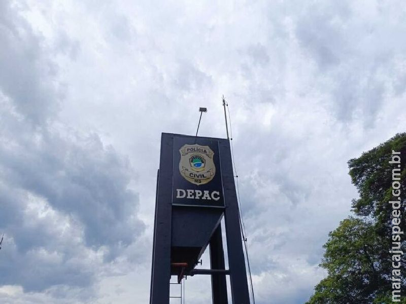 Confusão entre parentes termina em caso de depredação de veículo no bairro Altos do Indaiá Confusão entre parentes termina em caso de depredação de veículo no bairro Altos do Indaiá