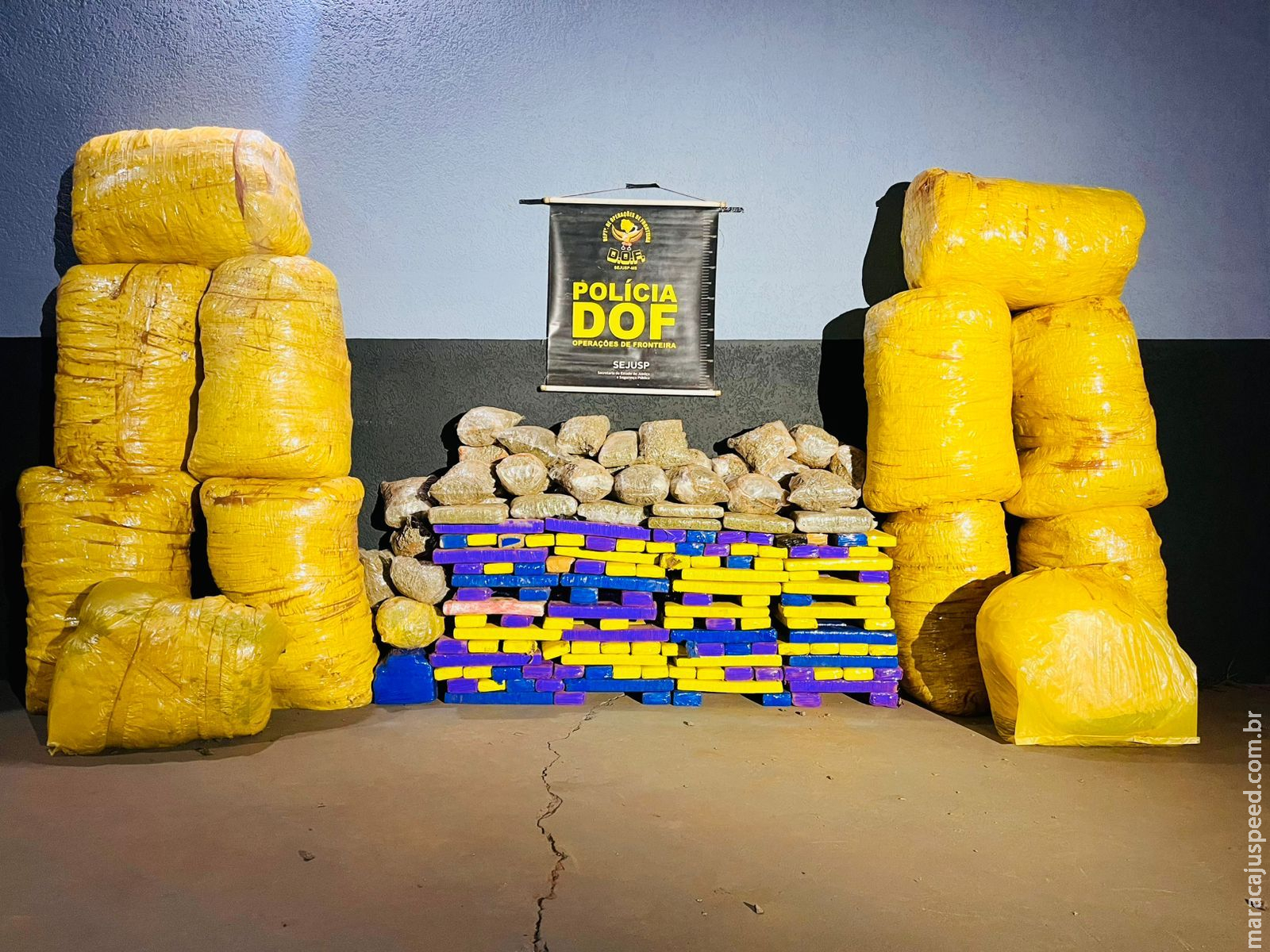 DOF apreende 350 quilos de drogas em Iguatemi DOF apreende 350 quilos de drogas em Iguatemi