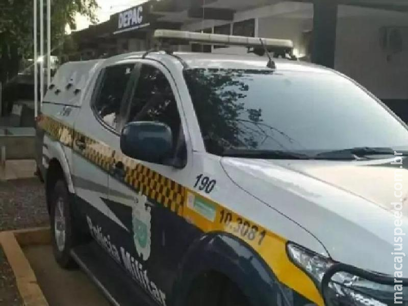 Funcionária é insultada e ameaçada por abrigado sob efeito de álcool em centro social de Três Lagoas Funcionária é insultada e ameaçada por abrigado sob efeito de álcool em centro social de Três Lagoas
