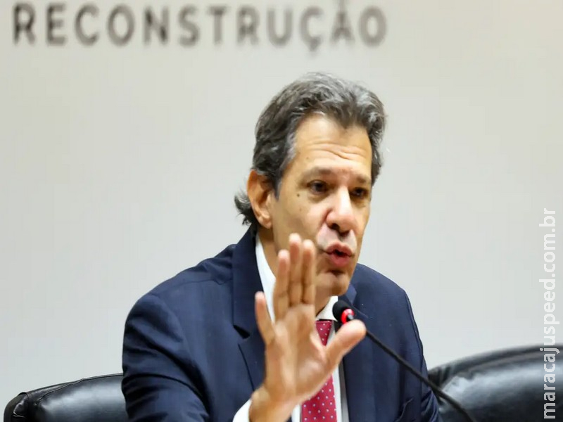 Haddad: Brasil tem "caixa-preta" de R$ 800 bi em renúncias fiscais Haddad: Brasil tem "caixa-preta" de R$ 800 bi em renúncias fiscais