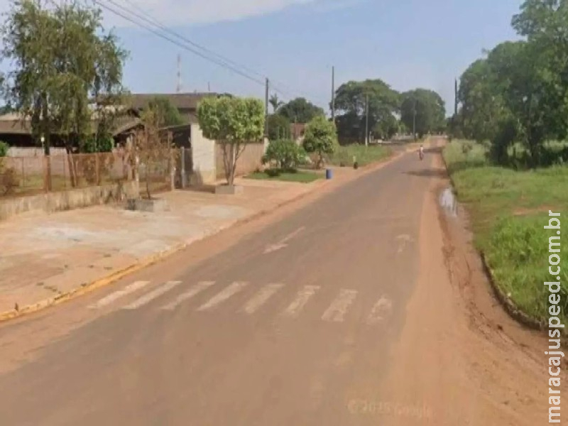 Idosa é atropelada por motociclista enquanto atravessava avenida em MS Idosa é atropelada por motociclista enquanto atravessava avenida em MS
