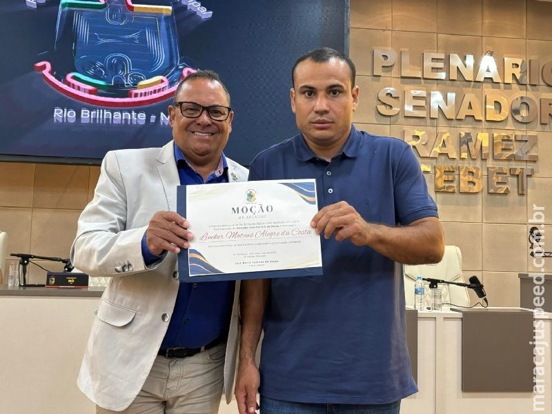 Jovem ambientalista recebe reconhecimento da Câmara Municipal Jovem ambientalista recebe reconhecimento da Câmara Municipal