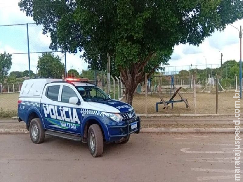 Ladrões ameaçam atirar em criança durante assalto em Ladário Ladrões ameaçam atirar em criança durante assalto em Ladário