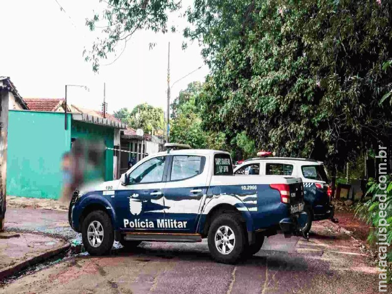 Morre ladrão baleado em confronto durante fuga da PM em Campo Grande Morre ladrão baleado em confronto durante fuga da PM em Campo Grande