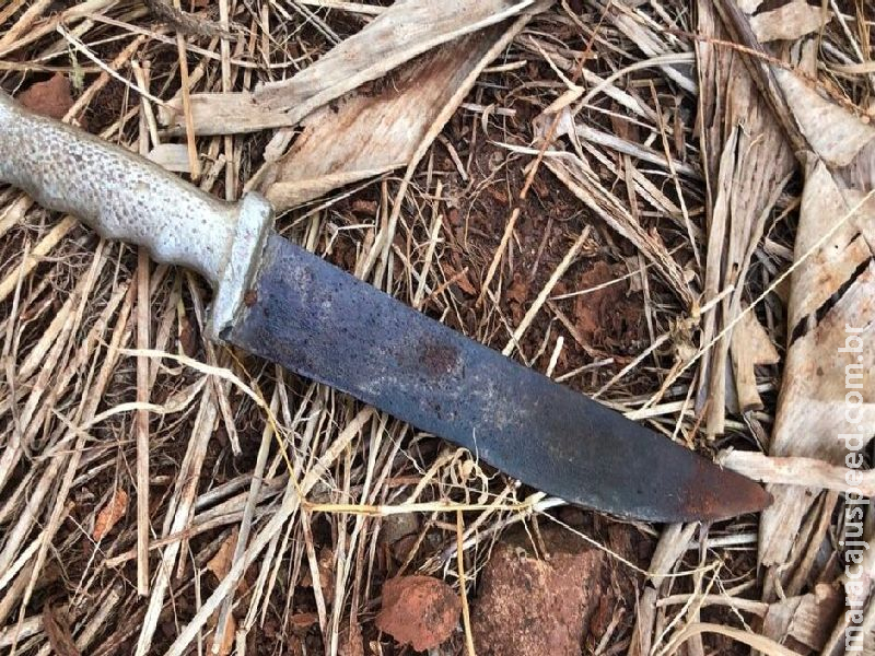Mulher leva facada ao cobrar aluguel em Campo Grande Mulher leva facada ao cobrar aluguel em Campo Grande