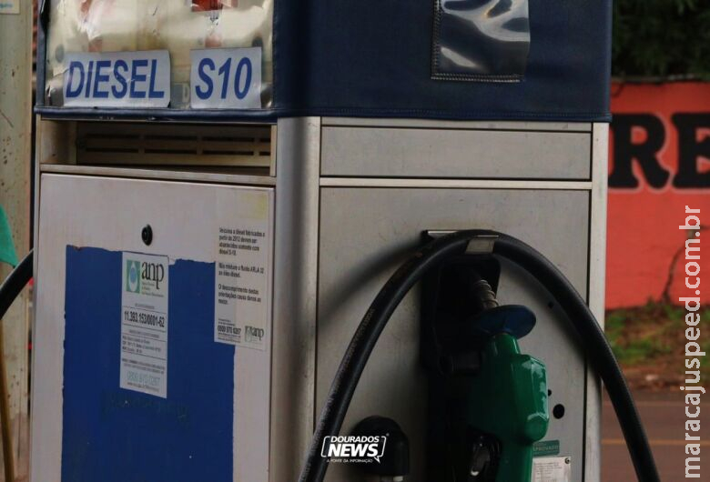 Petrobras reduz preços do diesel para distribuidoras Petrobras reduz preços do diesel para distribuidoras