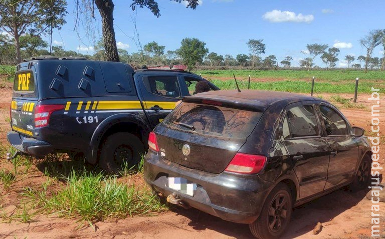 PRF apreende 9 mil maços de cigarros na BR-267 PRF apreende 9 mil maços de cigarros na BR-267