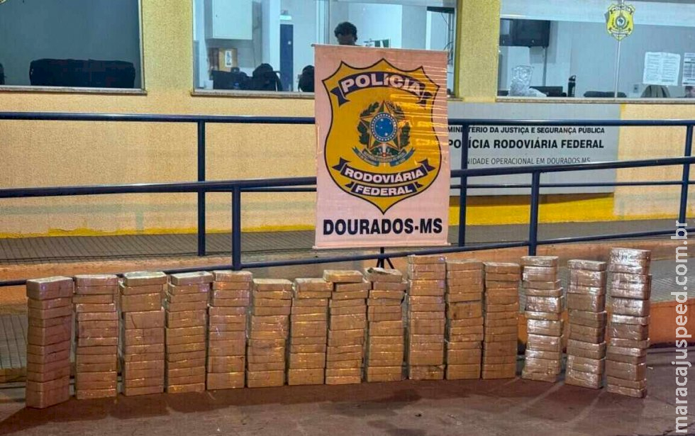 PRF apreende cocaína avaliada em mais de R$ 5 milhões na BR-163 escondida em carga de erva-mate PRF apreende cocaína avaliada em mais de R$ 5 milhões na BR-163 escondida em carga de erva-mate