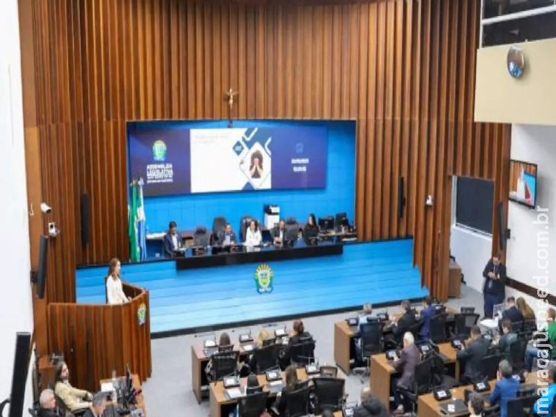 Adoecimento mental em ambiente de trabalho foi tema de debate em seminário na Alems Adoecimento mental em ambiente de trabalho foi tema de debate em seminário na Alems
