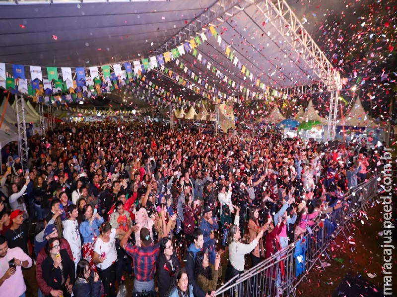Arraial de Santo Antônio começa hoje com pratos a partir de R$ 5 e show de Jads e Jadson Arraial de Santo Antônio começa hoje com pratos a partir de R$ 5 e show de Jads e Jadson