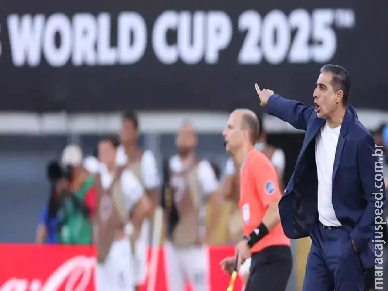 Botafogo anuncia demissão de Renato Paiva após eliminação no Mundial de Clubes Botafogo anuncia demissão de Renato Paiva após eliminação no Mundial de Clubes