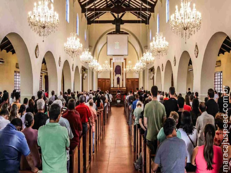 Católicos ainda são maioria, mas 32% do MS é de evangélicos Católicos ainda são maioria, mas 32% do MS é de evangélicos