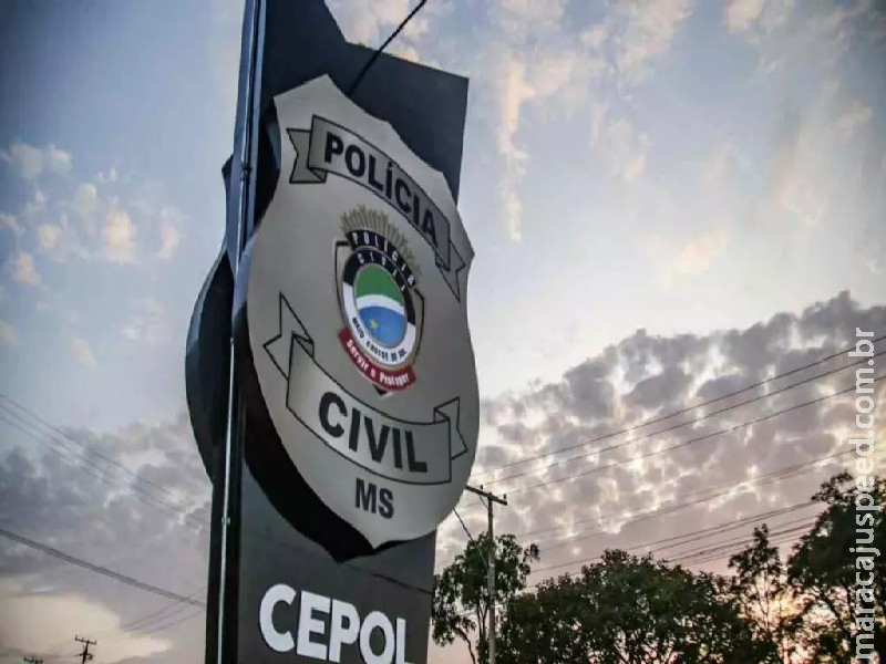 Homem é atingido por tiro na frente de esposa em conveniência Homem é atingido por tiro na frente de esposa em conveniência