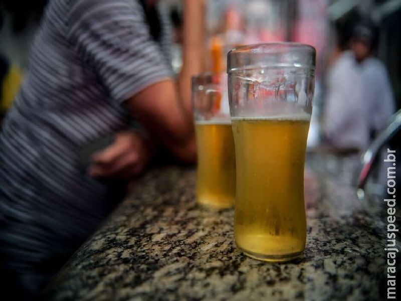 Homem se nega a pagar conta em posto após beber cervejas e abastecer moto em Dourados Homem se nega a pagar conta em posto após beber cervejas e abastecer moto em Dourados