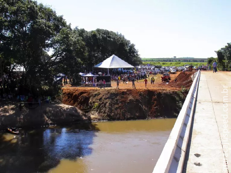 Investigação apura ‘farra’ com eventos de inauguração em obras inacabadas Investigação apura ‘farra’ com eventos de inauguração em obras inacabadas