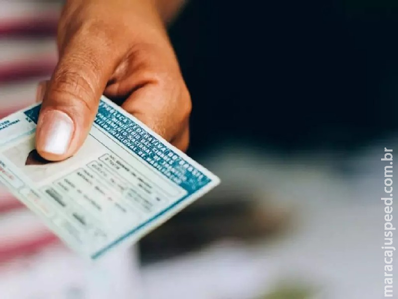 Lei que cria CNH gratuita para população de baixa renda é sancionada Lei que cria CNH gratuita para população de baixa renda é sancionada