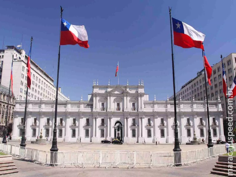 No Chile, ex-ministra comunista será candidata da esquerda à presidência No Chile, ex-ministra comunista será candidata da esquerda à presidência