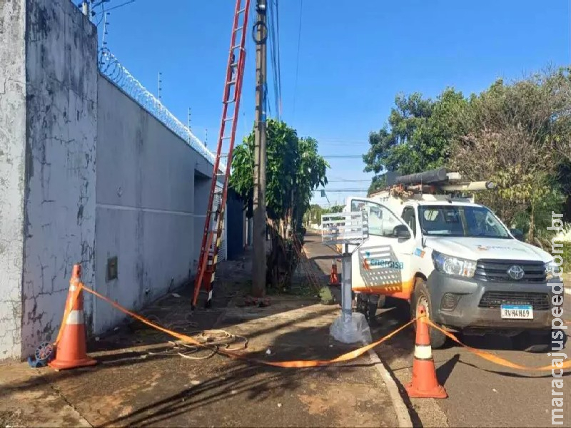 Rompimento de cabo prejudica atendimento na Deam após queda de energia elétrica Rompimento de cabo prejudica atendimento na Deam após queda de energia elétrica