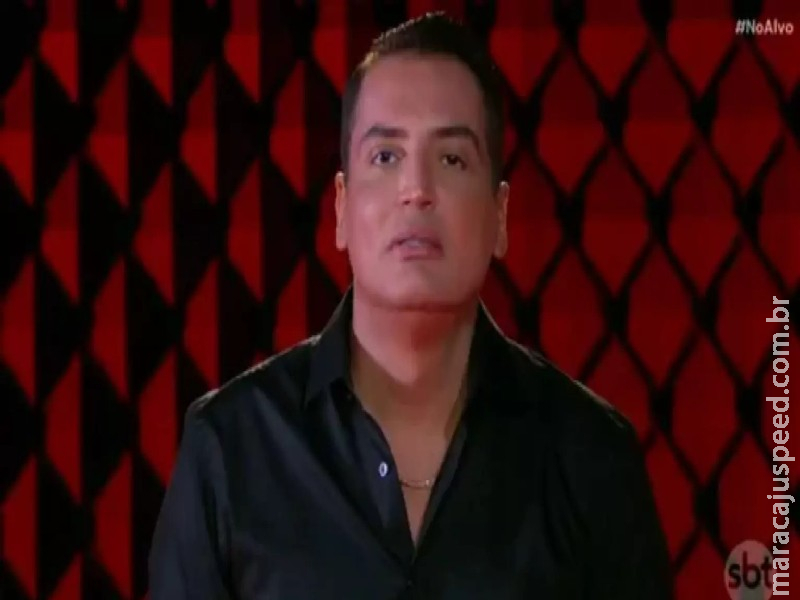 A celebridade a qual Leo Dias se arrepende amargamente de ter dado fama A celebridade a qual Leo Dias se arrepende amargamente de ter dado fama