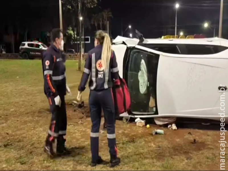 Acidente de carro na Avenida Marcelino Pires deixa casal ferido em Dourados
