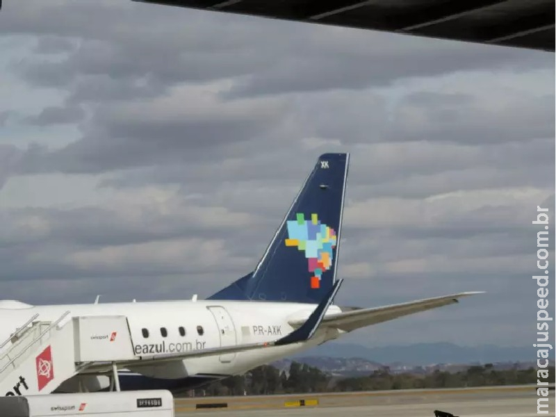 Avião da Azul que saiu de SP precisa fazer pouso de emergência no Rio Avião da Azul que saiu de SP precisa fazer pouso de emergência no Rio