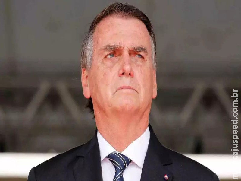 Bolsonaro está proibido de falar com seu filho Eduardo Bolsonaro está proibido de falar com seu filho Eduardo