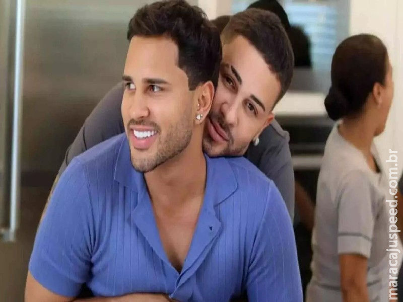 Carlinhos Maia se declara a Lucas Guimarães após divórcio: ‘Meu grande amor’ Carlinhos Maia se declara a Lucas Guimarães após divórcio: ‘Meu grande amor’