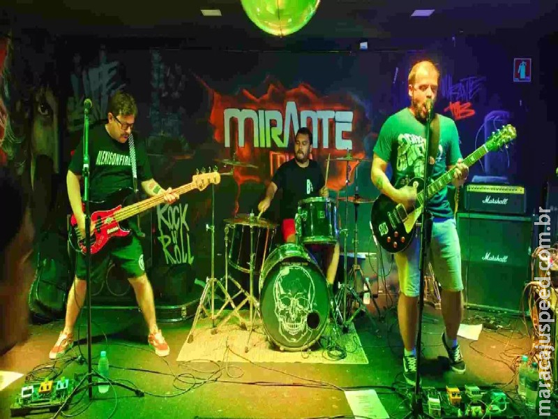 Coletivo promove noite de punk rock com shows de cinco bandas em Campo Grande Coletivo promove noite de punk rock com shows de cinco bandas em Campo Grande