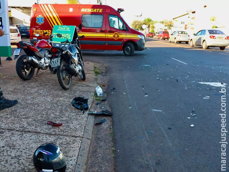 Dois motociclistas ficam feridos após acidente na Avenida Tamandaré, em Campo Grande