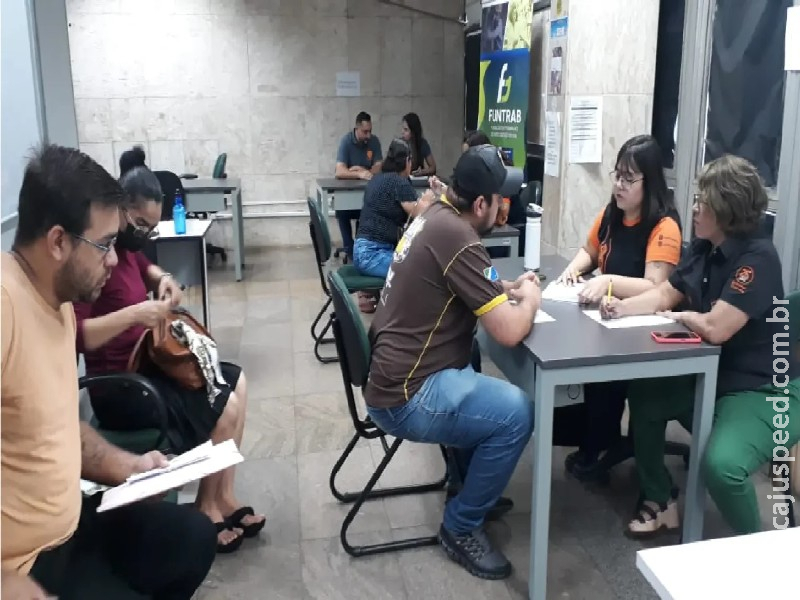 Funtrab terá mais de 3,5 mil vagas de emprego em MS Funtrab terá mais de 3,5 mil vagas de emprego em MS