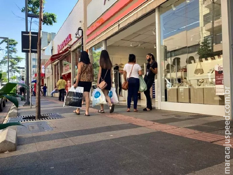 Gasto com crianças e adolescentes no orçamento cai de 5,31% em 2023 a 4,91% em 2024 Gasto com crianças e adolescentes no orçamento cai de 5,31% em 2023 a 4,91% em 2024
