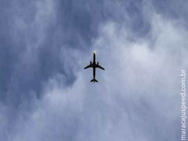 Greve de controladores de tráfego aéreo na França causa atrasos e cancelamentos de voos Greve de controladores de tráfego aéreo na França causa atrasos e cancelamentos de voos