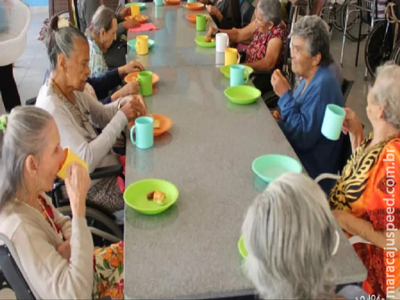 Instituições beneficentes de Campo Grande recebem doações de 15 toneladas de alimentos Instituições beneficentes de Campo Grande recebem doações de 15 toneladas de alimentos
