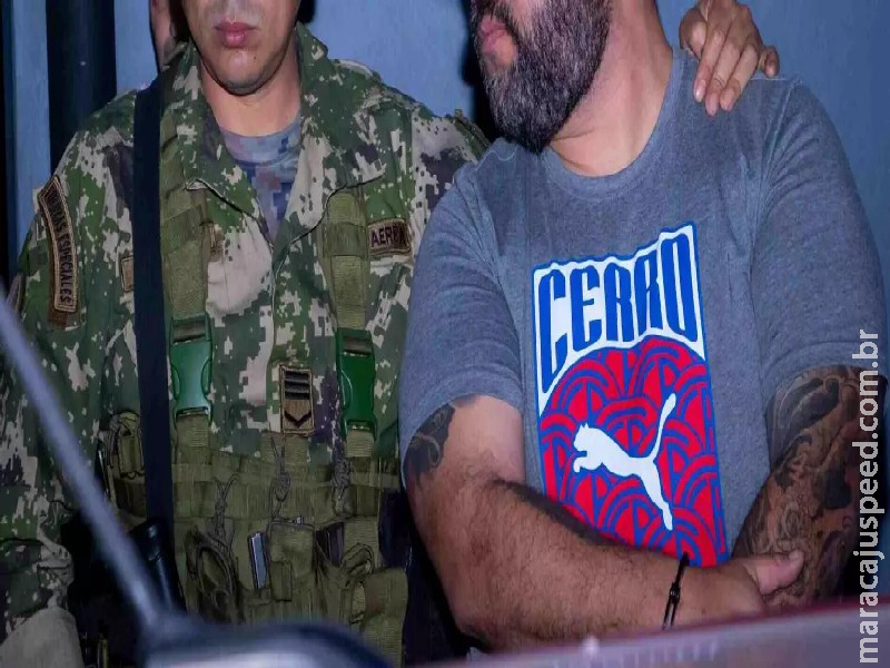 Líder de torcida organizada que comandava tráfico em de 40 bairros no Paraguai é preso Líder de torcida organizada que comandava tráfico em de 40 bairros no Paraguai é preso