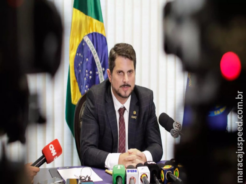 Moraes determina bloqueio de contas bancárias de Marcos do Val