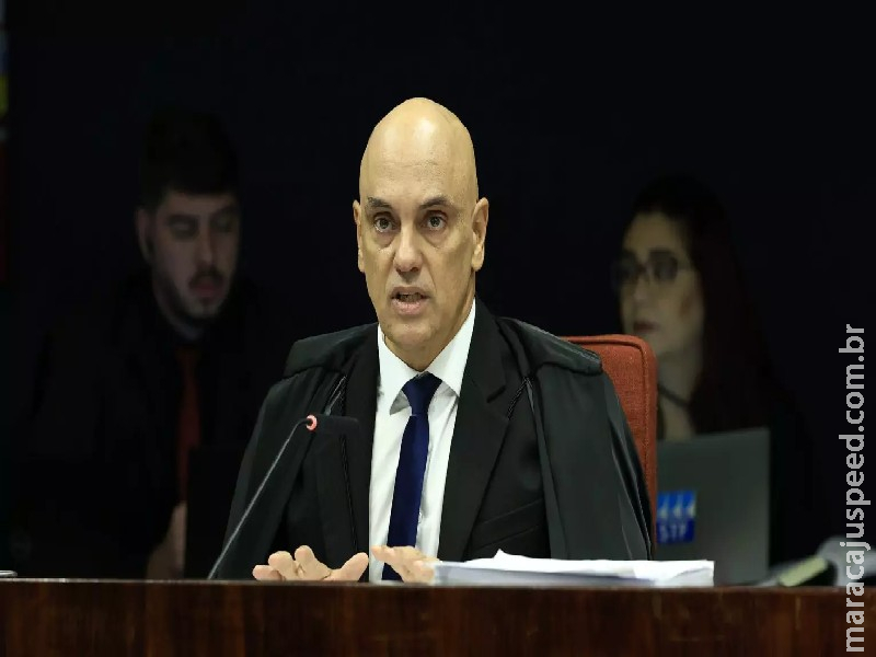 Moraes veta depoimentos de filhos de Bolsonaro na trama golpista