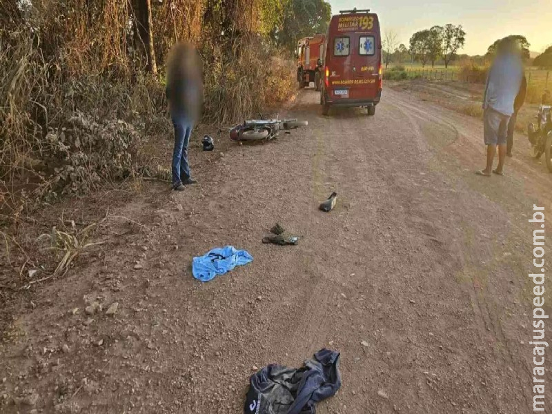 Motociclista fica ferido após acidente com caminhonete na MS-345 Motociclista fica ferido após acidente com caminhonete na MS-345