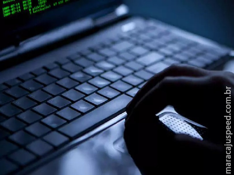 Polícia diz que técnico de TI da C&M teria vendido login e senha a hackers Polícia diz que técnico de TI da C&M teria vendido login e senha a hackers