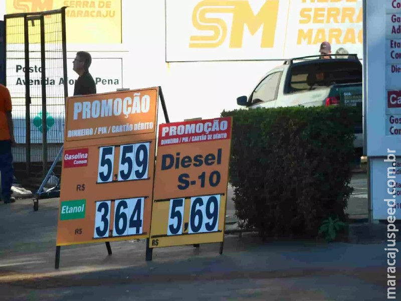 Preço médio da gasolina é de R$ 5,74 em Campo Grande, mas valor do produto varia até R$ 0,40 Preço médio da gasolina é de R$ 5,74 em Campo Grande, mas valor do produto varia até R$ 0,40