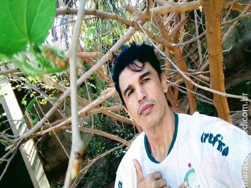 Réus vão a júri popular por assassinato de vizinho a capacetadas nas Moreninhas Réus vão a júri popular por assassinato de vizinho a capacetadas nas Moreninhas