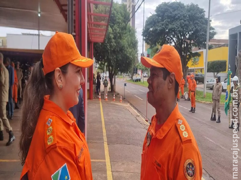 Tenente-Coronel Cláudia Karoline é a primeira mulher a comandar Corpo de Bombeiros de Dourados