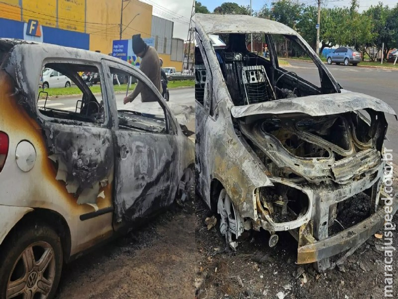 VÍDEO: Carro fica destruído após pegar fogo na Av. Guaicurus em Campo Grande