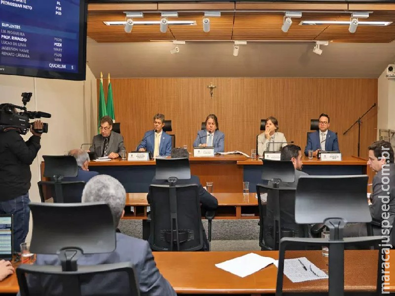 CCJR é favorável a PL que autoriza Jucems a isentar a cobrança de taxas pelos seus serviços CCJR é favorável a PL que autoriza Jucems a isentar a cobrança de taxas pelos seus serviços
